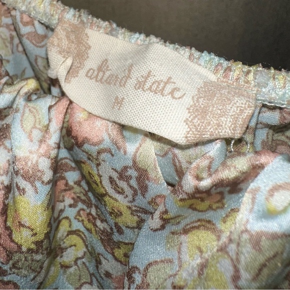 Altar’d State Floral Romper | Size M - Picture 2 of 3
